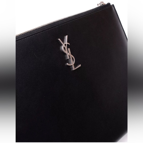 New YSL Clutch - Picture 4 of 14